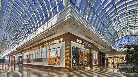 lv chadstone